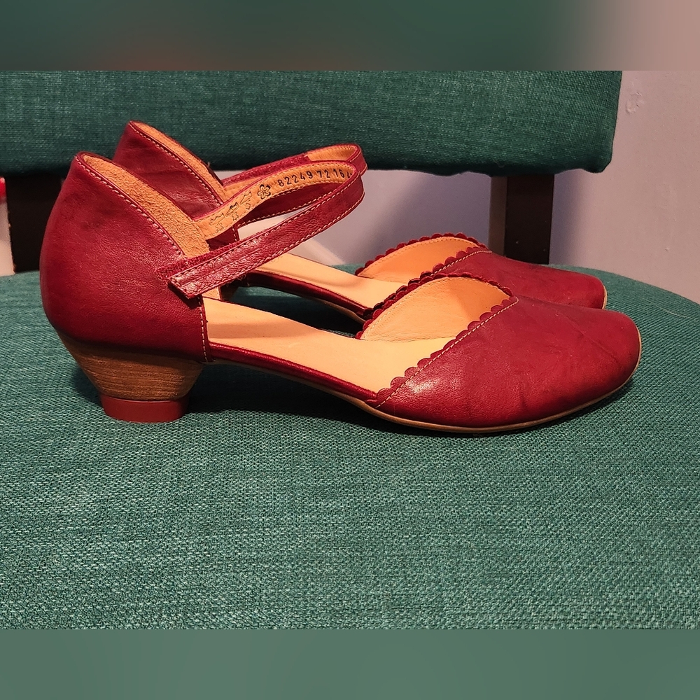 Think! Leather Heels